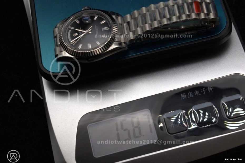 A 718 Weight 40 Dial SS GSF Gain on Black Bracelet Bright Crystal President DayDate 0123